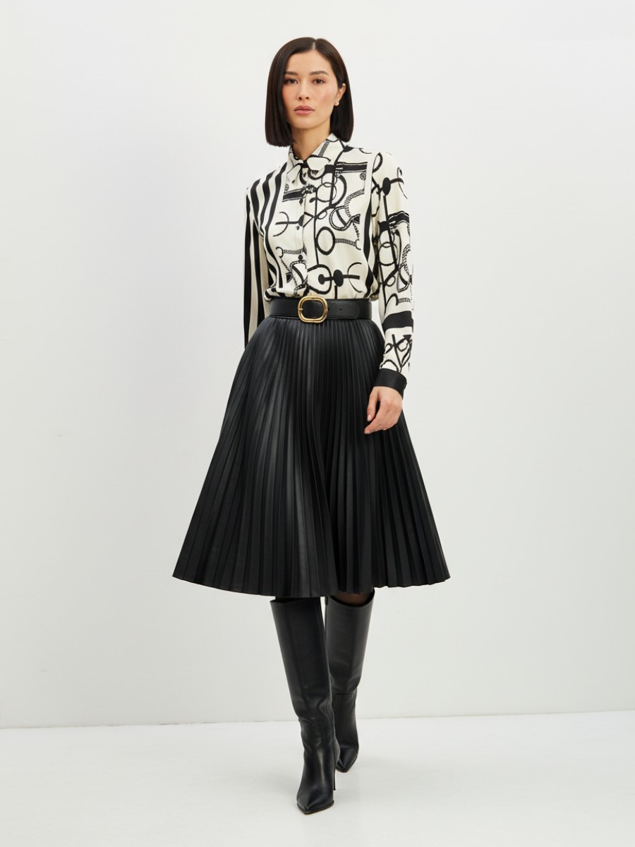 Блузка из атласной ткани  OD-887-1 черно-белая