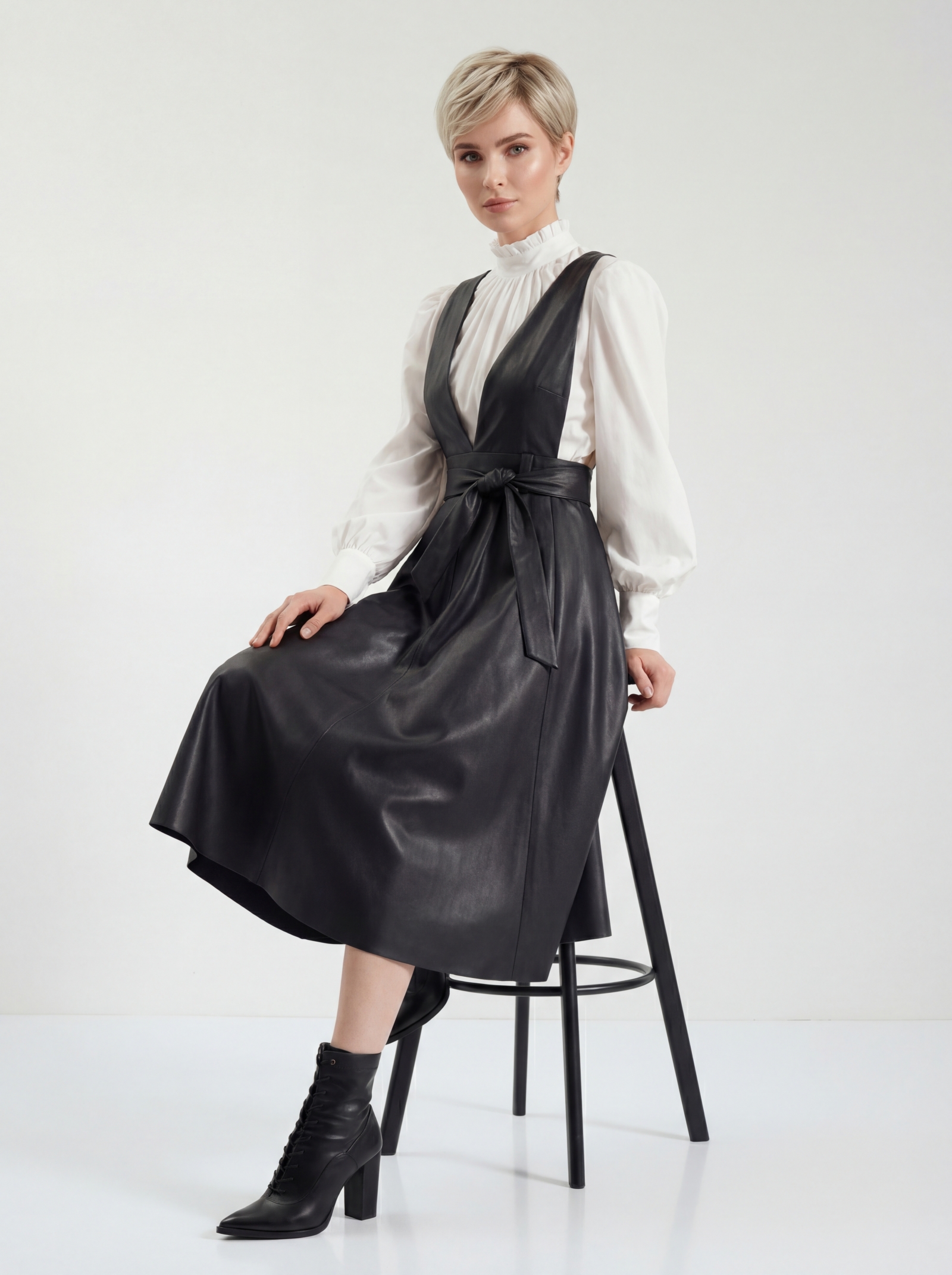 Сарафан из эко-кожи