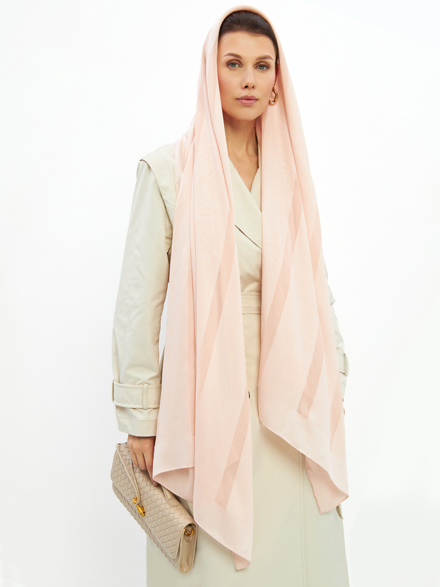 Палантин женский двухсторонний с деликатным диагональным принтом