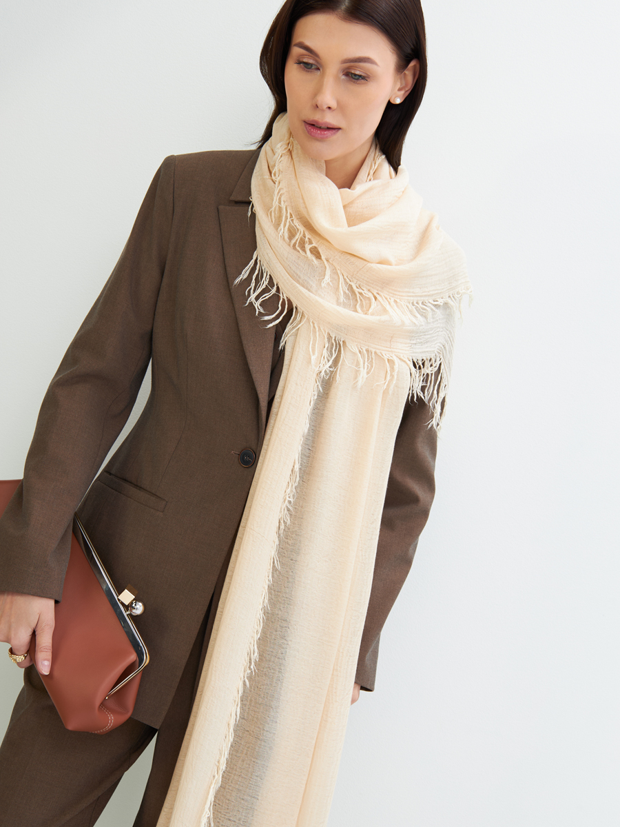 Палантин женский бежевый двусторонний из жатого шифона DRK-16-3