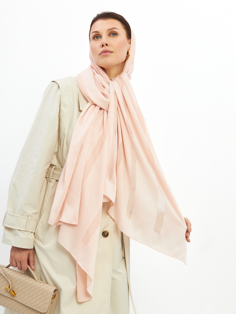 Палантин женский двухсторонний с деликатным диагональным принтом