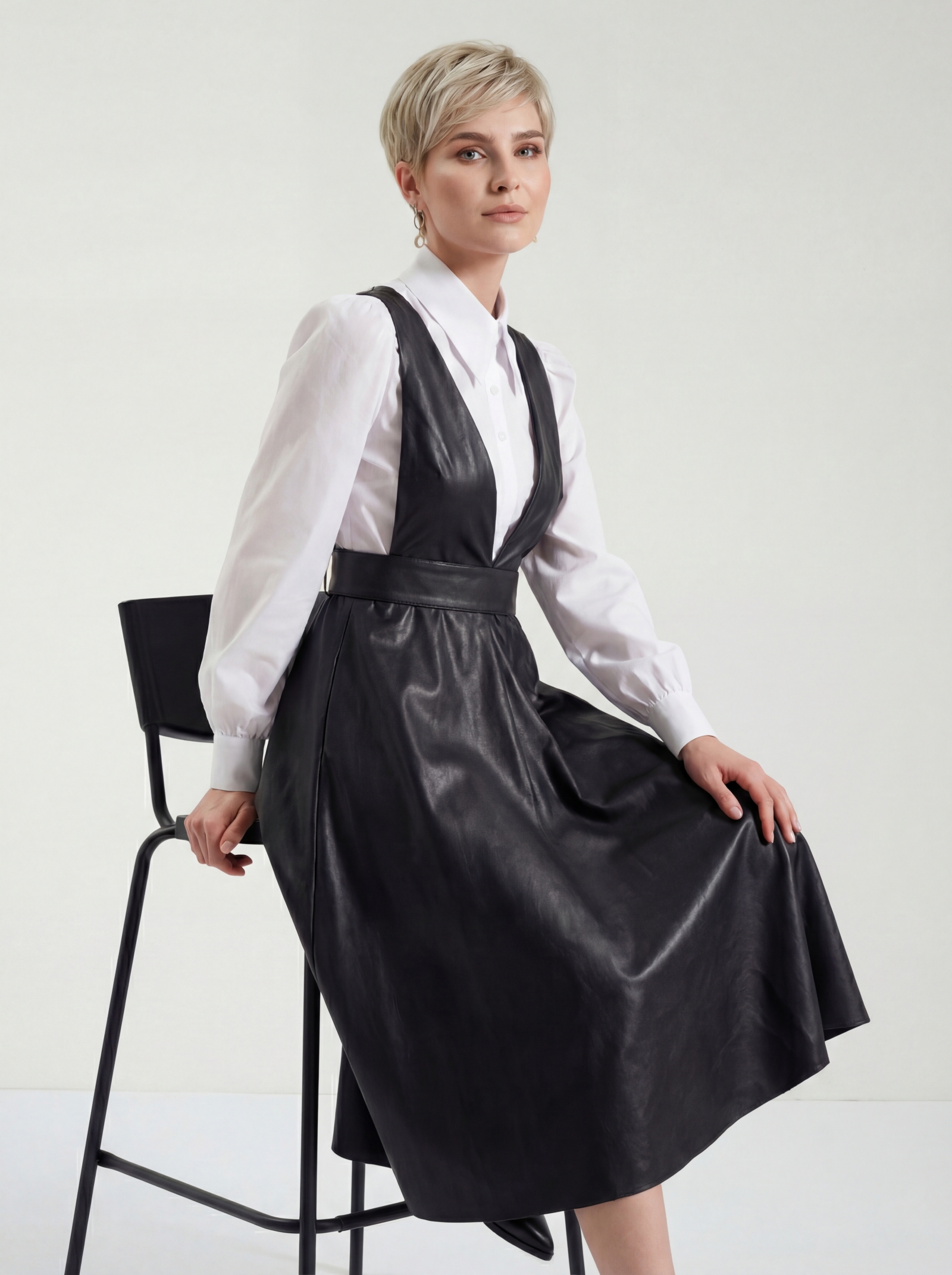 Сарафан из эко-кожи