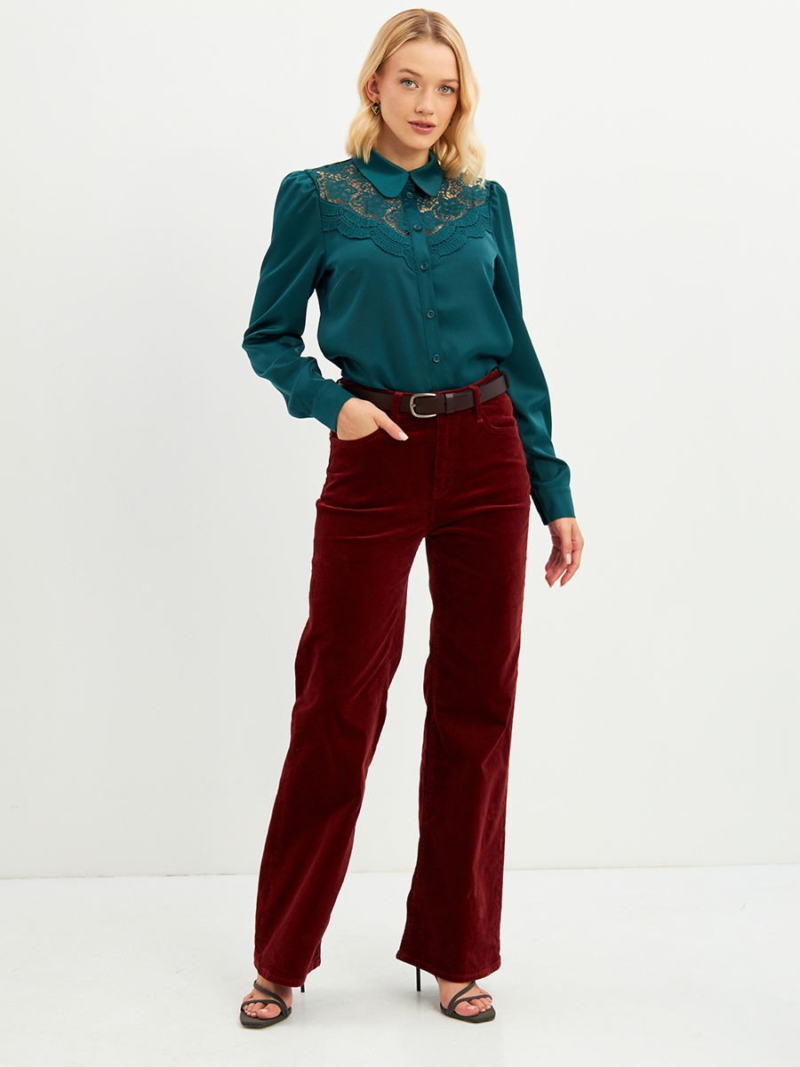 Блузка с кружевом на полочке OD-892-1 т.зеленый