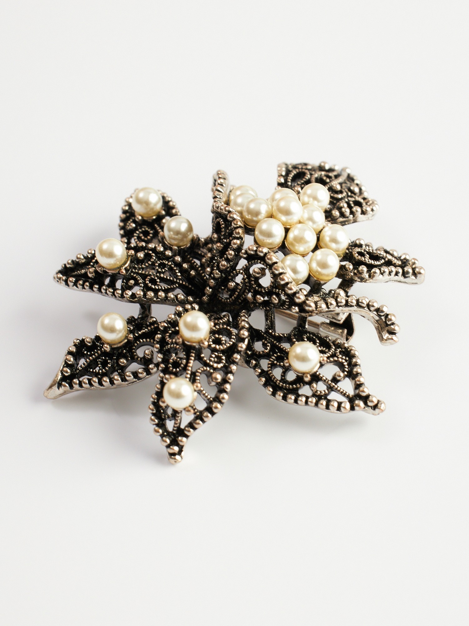Брошь цветок B0430