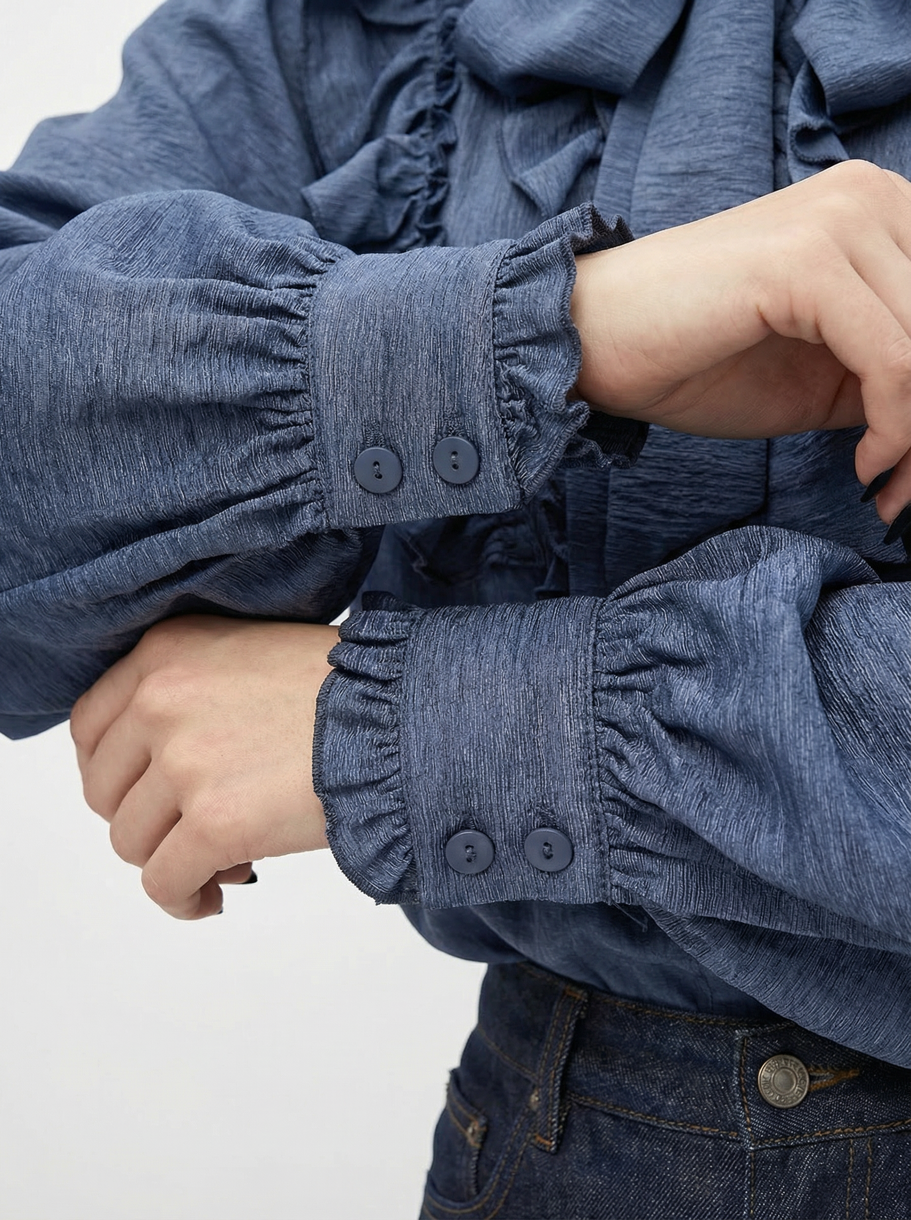 Блузка с рюшами и воротником-завязка OD-988-3 синий