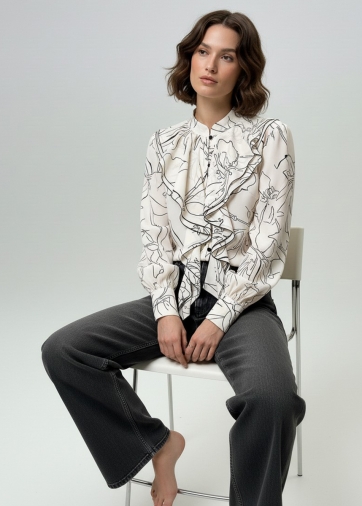 Блузка с отлетными рюшами OD-914-6 молочный с черным