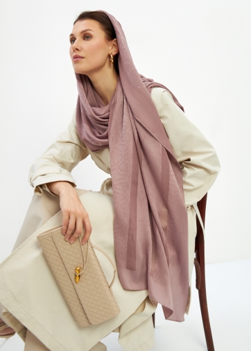 Палантин женский двусторонний атласный с абстрактным принтом