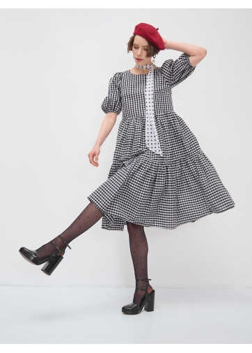 Платье с рукавами-буфами 