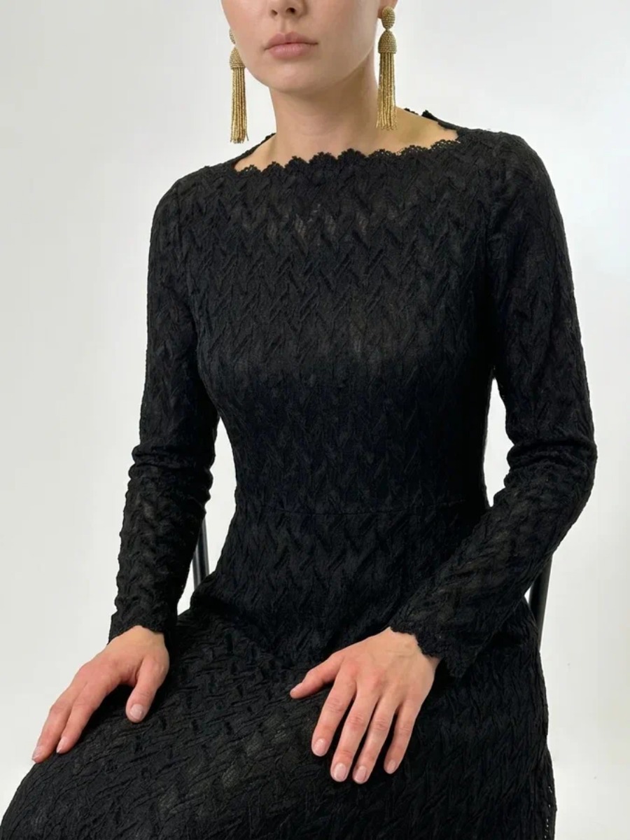 Платье из трикотажного кружева OD-904-3 черный с фестонами