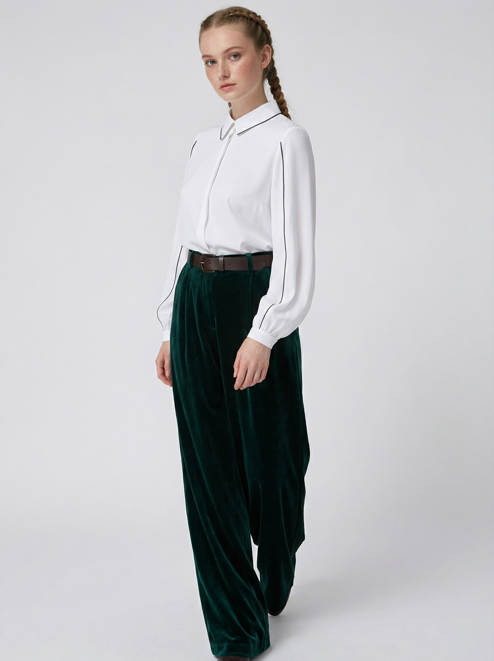 Блузка с контрасной строчкой OD-871-1 белый