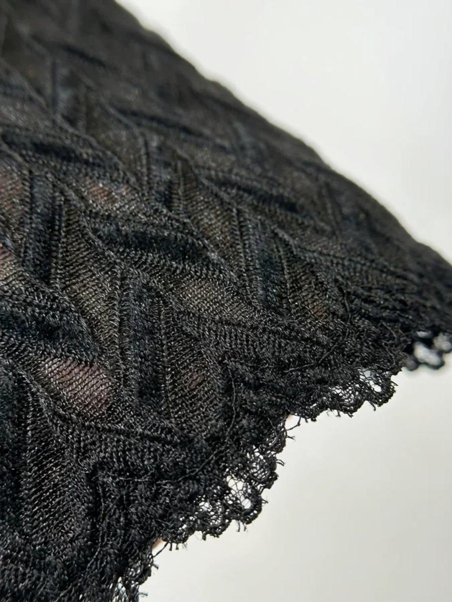 Платье из трикотажного кружева OD-904-3 черный с фестонами