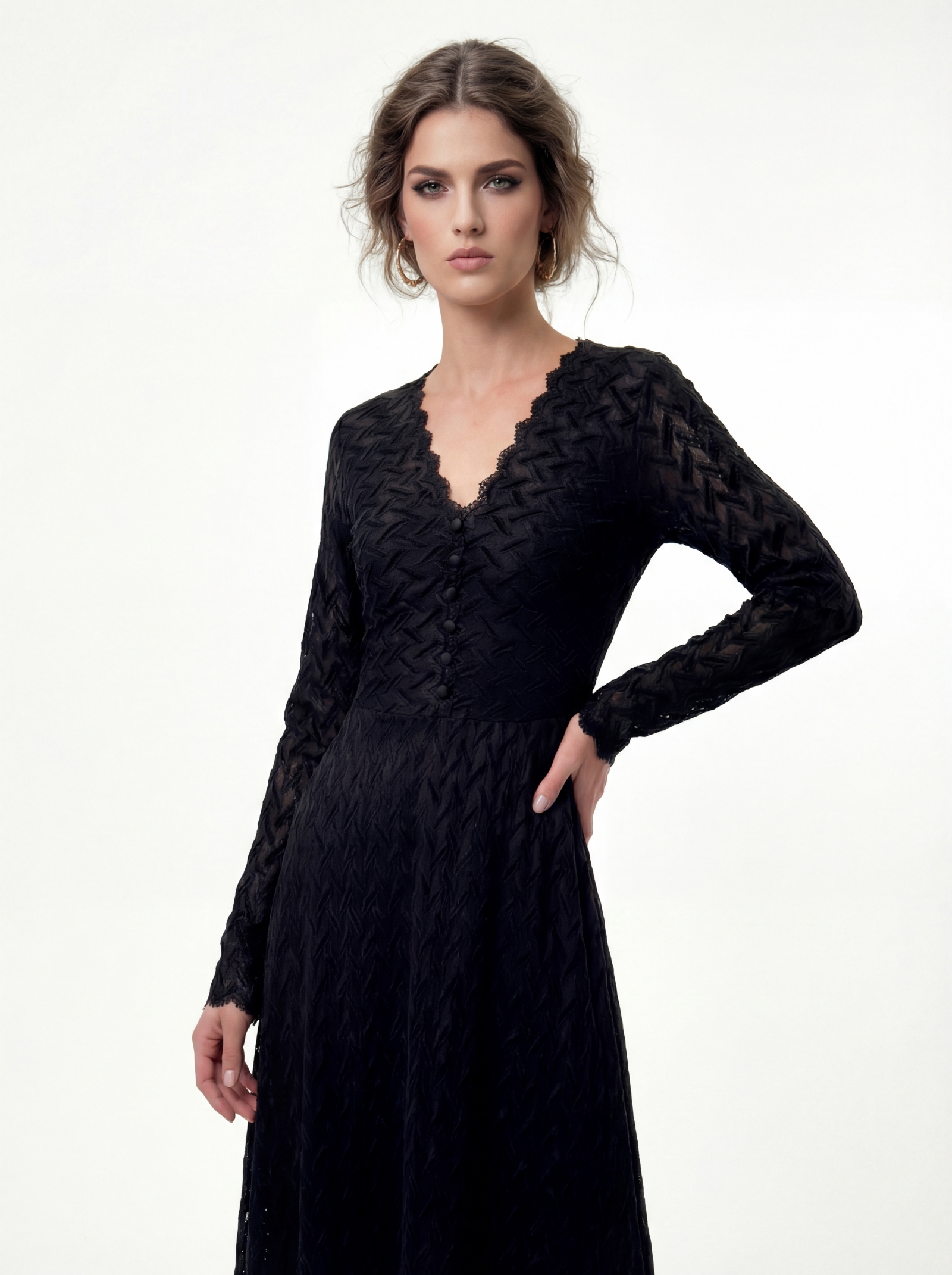 Платье из трикотажного кружева на подкладке с V-образным вырезом, черный, с фестонами