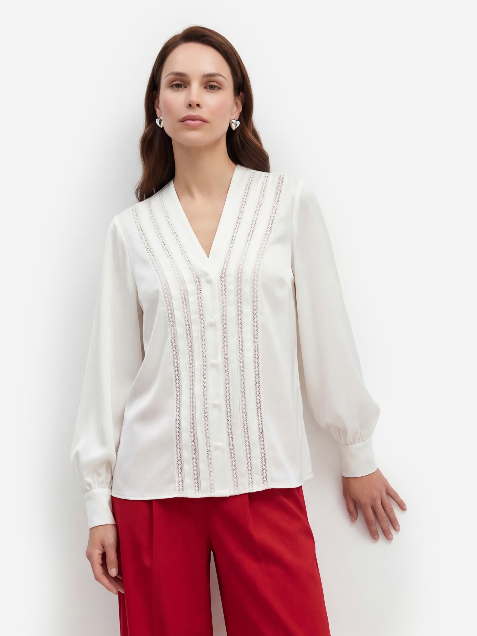 Блузка с V-образным вырезом и кружевом OD-1014-1 белый