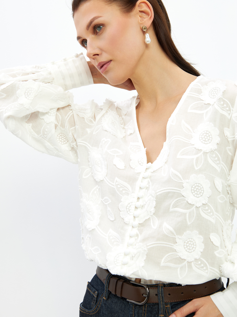 Блуза с объемной вышивкой OD-987-1 белая