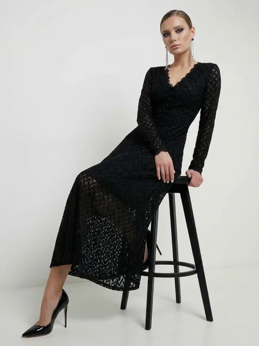 Платье из трикотажного кружева на подкладке с V-образным вырезом, черный, с фестонами