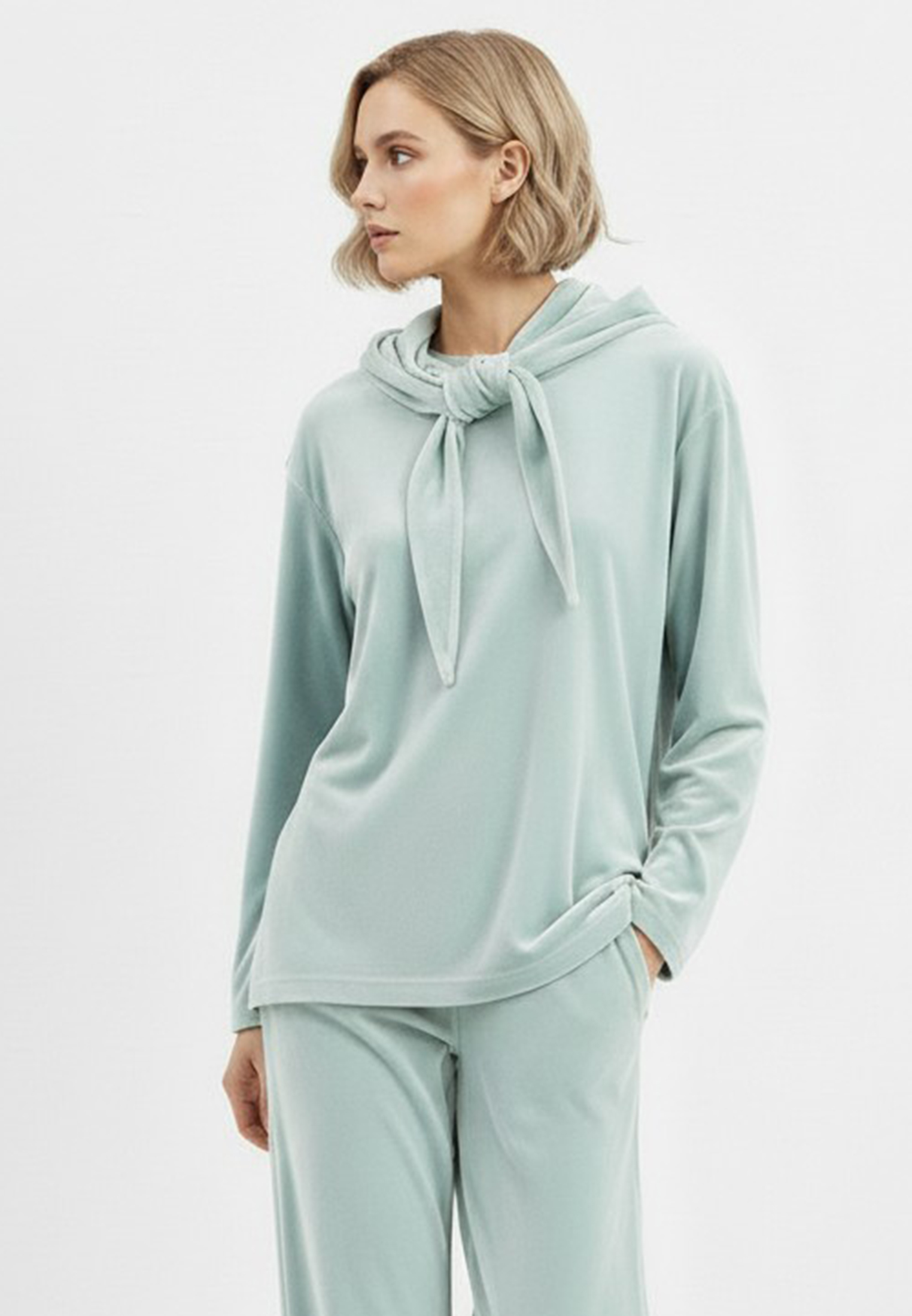 Костюм из велюра со съемным капюшоном и резинкой в комплекте OD-1009-2 зеленый