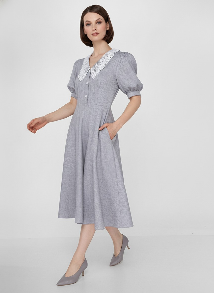 Платье с кружевным воротником  OD-888-2 св. серый