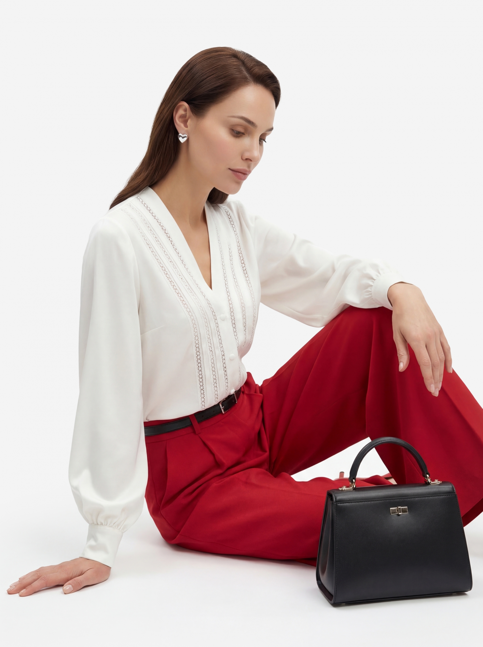 Блузка с V-образным вырезом и кружевом OD-1014-1 белый