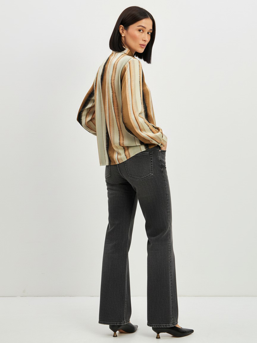 Блузка из атласной ткани OD-887-6 коричневый с серой полосой