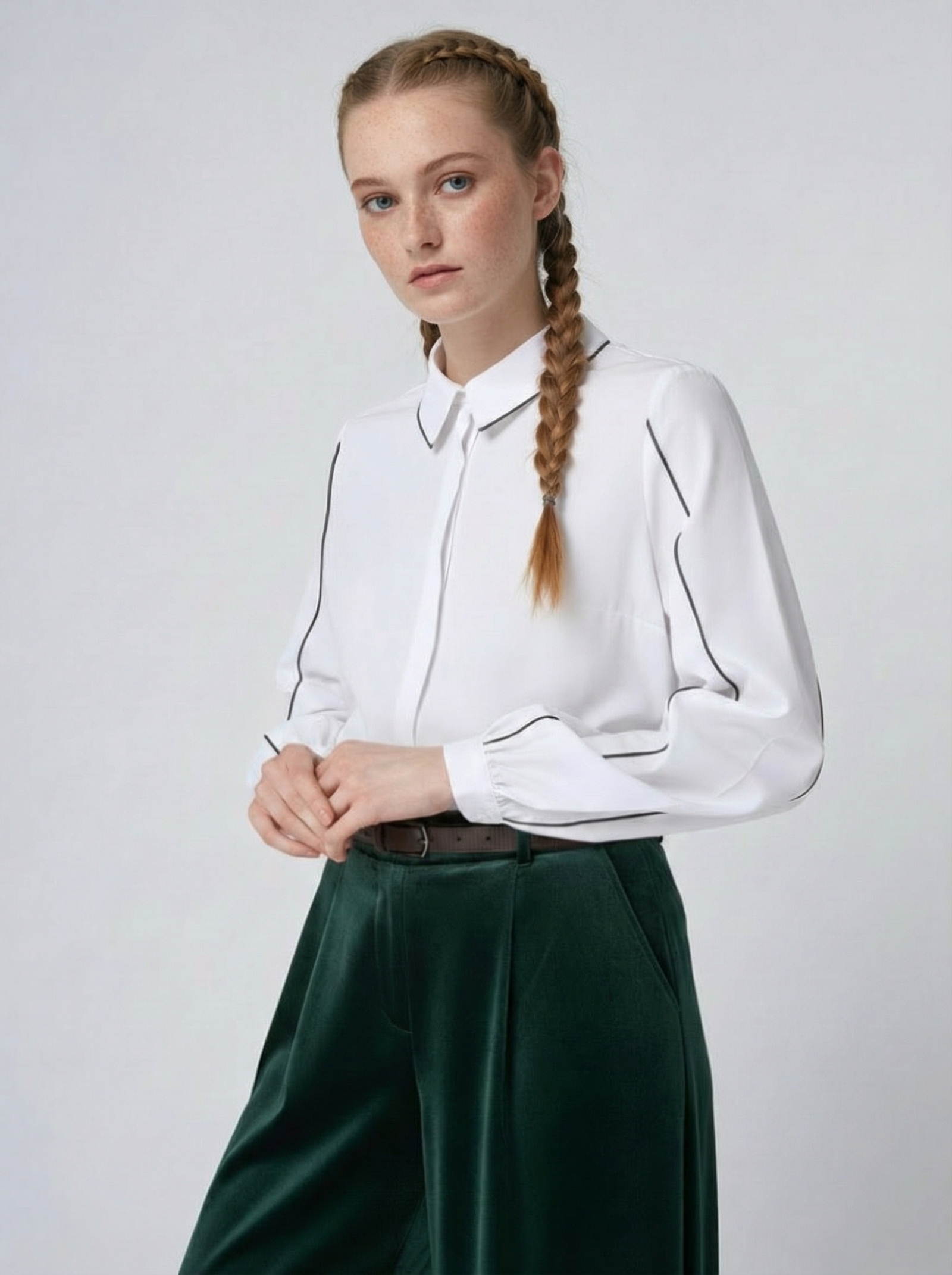 Блузка с контрасной строчкой OD-871-1 белый