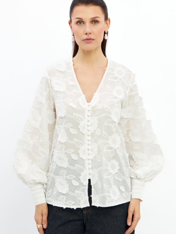 Блуза с объемной вышивкой OD-987-1 белая
