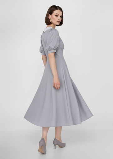 Платье с кружевным воротником  OD-888-2 св. серый