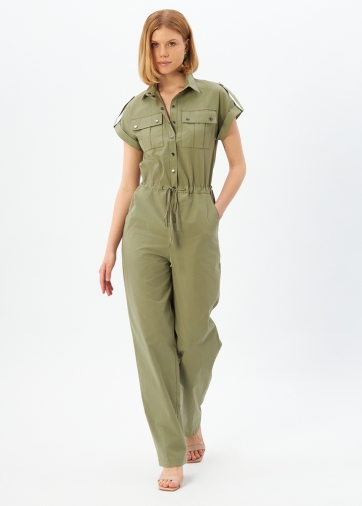 Комбинезон в стиле сафари с кнопками на рукавах