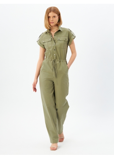 Комбинезон в стиле сафари с кнопками на рукавах