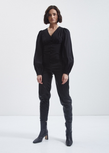 Брюки-бананы из эко-кожи